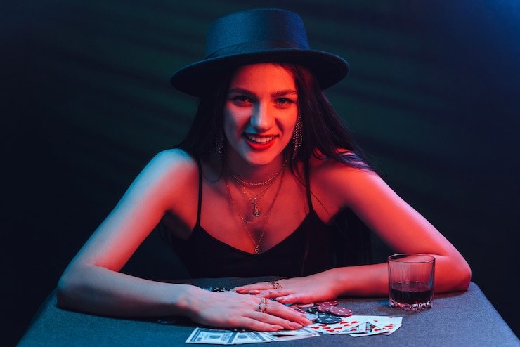 Tabel pembayaran dan jackpot progresif